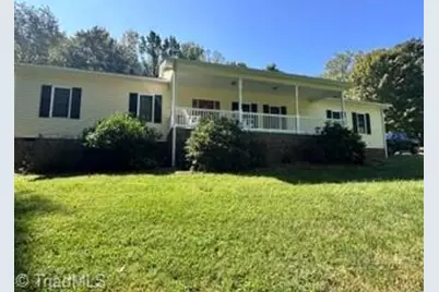 154 Stanley Avenue, Winston-Salem, NC 27101 - Photo 1