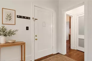 906 W Market St, Greensboro, NC 27401 - Photo 5