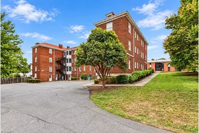 906 W Market Street #B1, Greensboro, NC 27401 - Photo 27