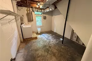 2403 Lyndhurst Ave, Winston-Salem, NC 27103 - Photo 17