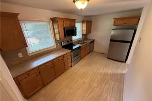 2403 Lyndhurst Ave, Winston-Salem, NC 27103 - Photo 3