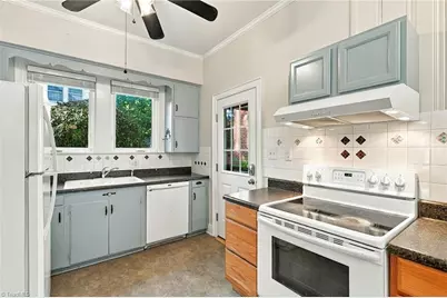 1525 Cloverdale Avenue, Winston-Salem, NC 27104 - Photo 15