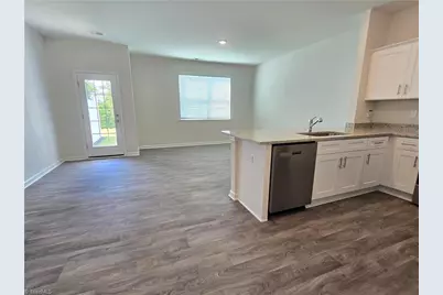 1104 Broholmer Lane, Greensboro, NC 27405 - Photo 3