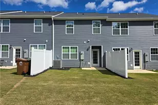1104 Broholmer Ln, Greensboro, NC 27405 - Photo 25