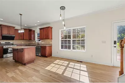 8919 Grove Park Drive, Oak Ridge, NC 27310 - Photo 7