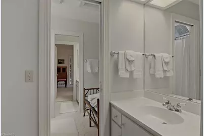 2004 Reynolda Road, Winston-Salem, NC 27106 - Photo 29