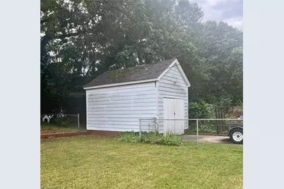 1316 Hawthorne Lane, Burlington, NC 27215 - Photo 23