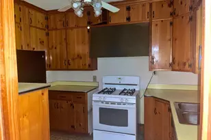 1316 Hawthorne Ln, Burlington, NC 27215 - Photo 11