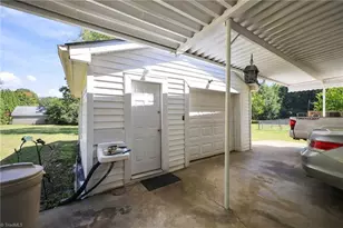 983 Nc Hwy 87, Burlington, NC 27217 - Photo 15