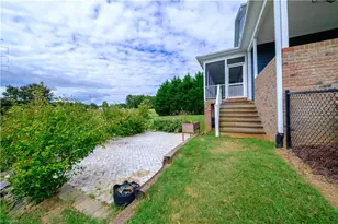 5675 Swepsonville-Saxapahaw Rd, Graham, NC 27253 - Photo 33