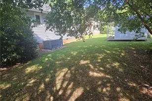 146 E 3rd St, Denton, NC 27239 - Photo 5