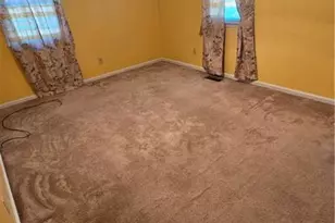 146 E 3rd St, Denton, NC 27239 - Photo 13