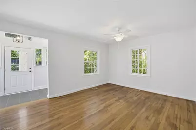 3809 Walker Avenue, Greensboro, NC 27403 - Photo 7