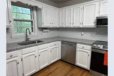 5618 Cates Drive, Greensboro, NC 27409 - Photo 11