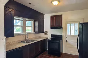 2311 Mullins Dr, Winston-Salem, NC 27107 - Photo 9