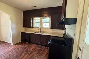 2311 Mullins Dr, Winston-Salem, NC 27107 - Photo 7