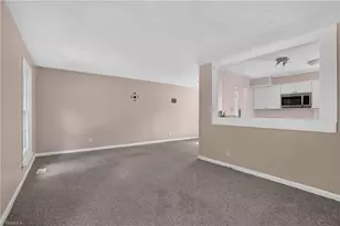3207 Delmonte Dr, Greensboro, NC 27406 - Photo 15