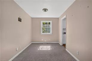 3207 Delmonte Dr, Greensboro, NC 27406 - Photo 19