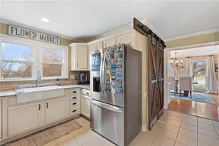 7000 Tramore Ln, Clemmons, NC 27012 - Photo 9