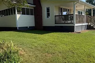 107 Eaton Rd, Mount Airy, NC 27030 - Photo 3