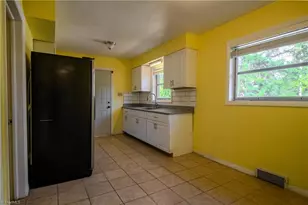 1503 Darden St, High Point, NC 27265 - Photo 7