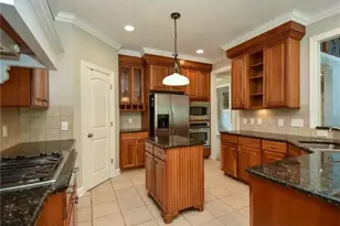 8246 Ipswich Ct, Summerfield, NC 27358 - Photo 13
