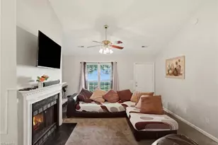4413 Bear Ridge Ct, Greensboro, NC 27406 - Photo 7