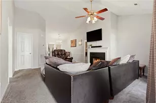 4413 Bear Ridge Ct, Greensboro, NC 27406 - Photo 5