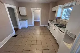 439 2nd Ave SE, Hickory, NC 28602 - Photo 3