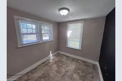 439 2nd Avenue SE, Hickory, NC 28602 - Photo 15