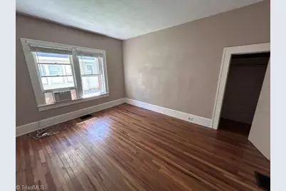 439 2nd Avenue SE, Hickory, NC 28602 - Photo 11