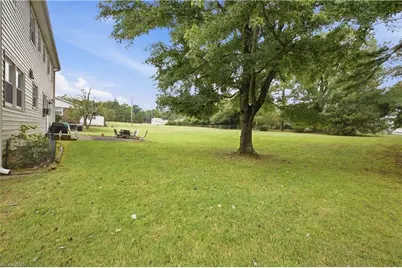 3205 Crestview Drive, High Point, NC 27260 - Photo 49