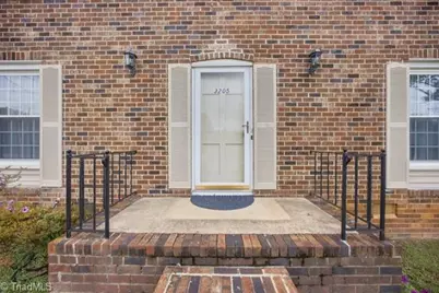 3205 Crestview Drive, High Point, NC 27260 - Photo 5