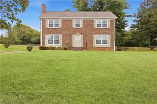 3205 Crestview Dr, High Point, NC 27260 - Photo 1
