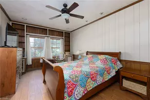 1101 Brookside Dr, Greensboro, NC 27408 - Photo 13