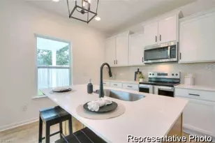5008 Reedy Creek Farm Cir, Greensboro, NC 27405 - Photo 5