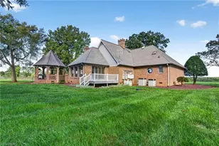 7086 Holts Store Rd, Burlington, NC 27215 - Photo 33