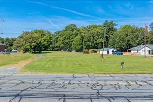 922 S Main St, Randleman, NC 27317 - Photo 17