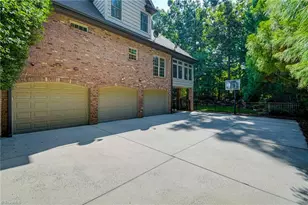 3736 Burbank Ln, Winston-Salem, NC 27106 - Photo 41