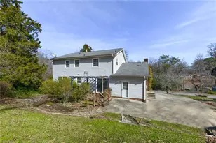2019 Downing St, Greensboro, NC 27410 - Photo 39