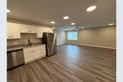 7085 Hanesbrook Circle, Clemmons, NC 27012 - Photo 5