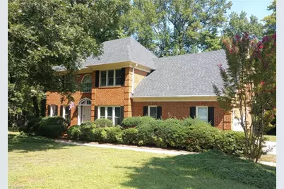 8 Dunkirk Place, Greensboro, NC 27410 - Photo 3