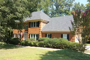 8 Dunkirk Pl, Greensboro, NC 27410 - Photo 3