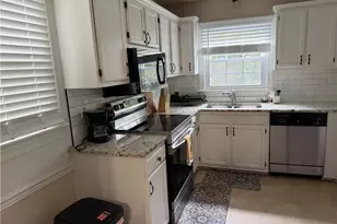 5614 Watercrest Dr, Greensboro, NC 27407 - Photo 9