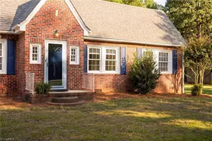 1036 Cunningham Rd, Thomasville, NC 27360 - Photo 5