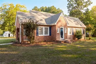 1036 Cunningham Rd, Thomasville, NC 27360 - Photo 3