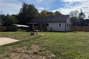 3700 Murchie St, Greensboro, NC 27405 - Photo 15