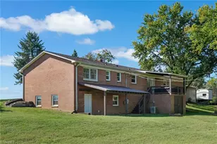 237 Burton Rd, Reidsville, NC 27320 - Photo 7