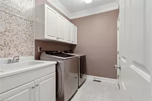 2132 Waterford Village Dr, Clemmons, NC 27012 - Photo 33