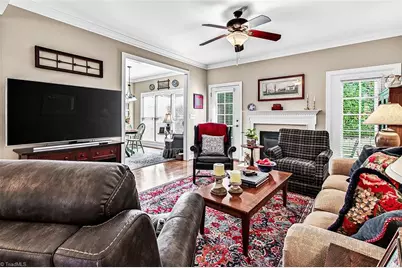 5504 Seven Gates Drive, Greensboro, NC 27410 - Photo 5